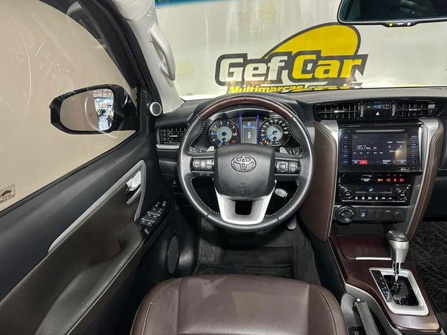 TOYOTA HILUX SWSRXA4FD 2019