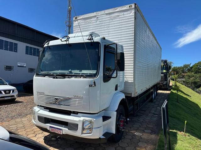 VOLVO VM23 240 6X2R 2005
