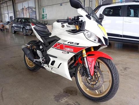 YAMAHA YZF R3 WGP 60TH 2023
