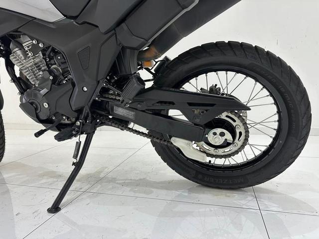 HONDA XRE 300 SAHARA 2025