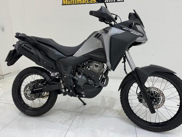 HONDA XRE 300 SAHARA 2025