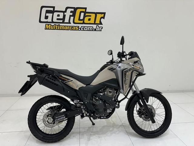HONDA XRE 300 SAHARA ADV 2025