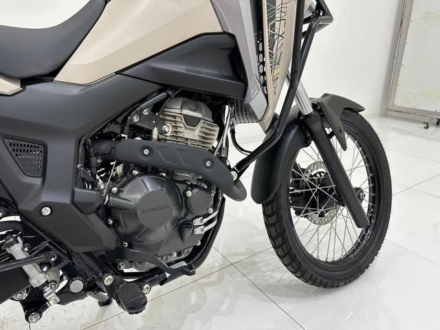 HONDA XRE 300 SAHARA ADV 2025