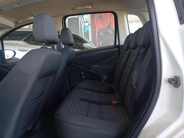 FIAT IDEA ADVENTURE DUAL 2013