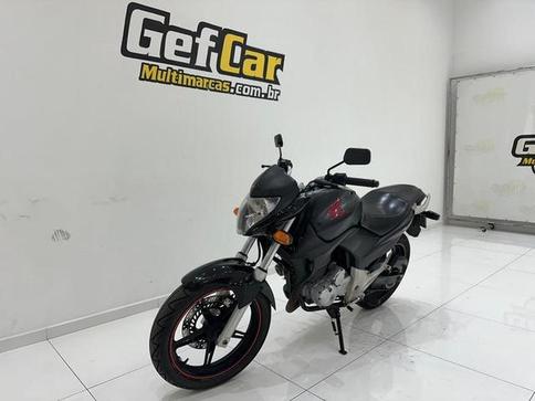 HONDA CB 300R 2011