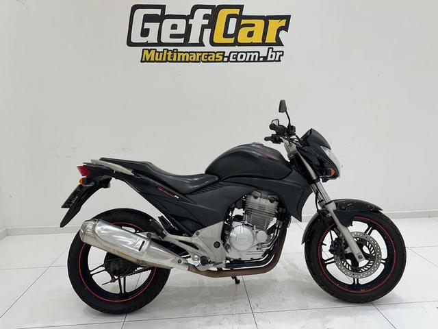 HONDA CB 300R 2011
