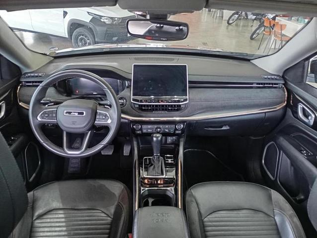 JEEP COMMANDER LIM T270 2022