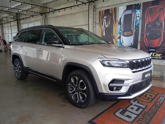 JEEP COMMANDER LIM T270 2022