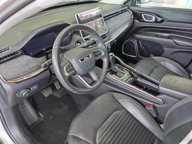 JEEP COMMANDER LIM T270 2022