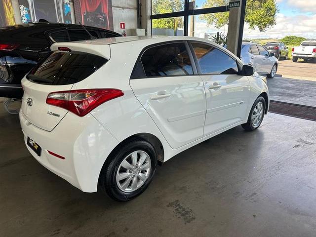 HYUNDAI HB20 1.6 M COMF 2015