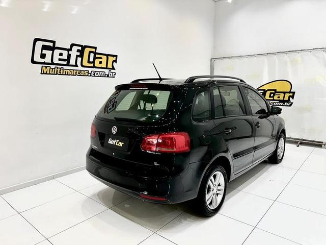 VOLKSWAGEN SPACEFOX GII 2011