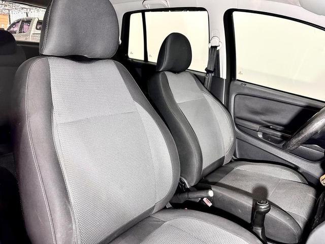 VOLKSWAGEN SPACEFOX GII 2011