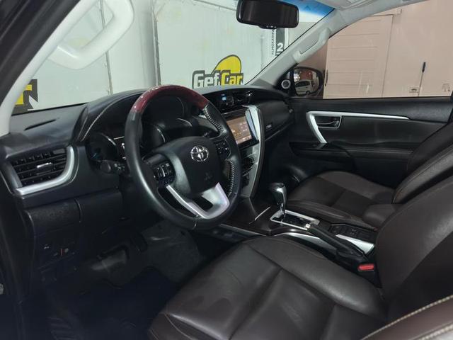 TOYOTA HILUX SWSRXA4FD 2019