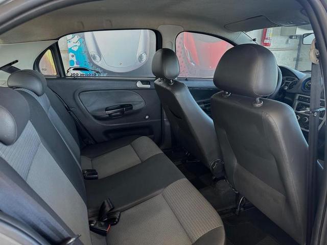 VOLKSWAGEN GOL 1.0 2013