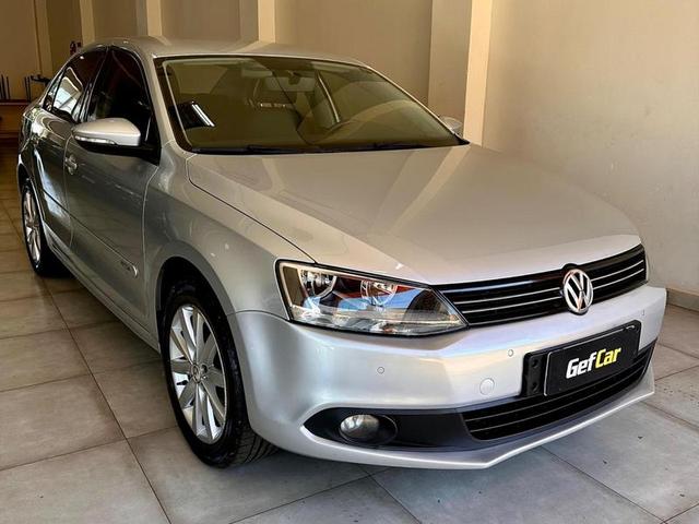 VOLKSWAGEN JETTA 2.0 2011