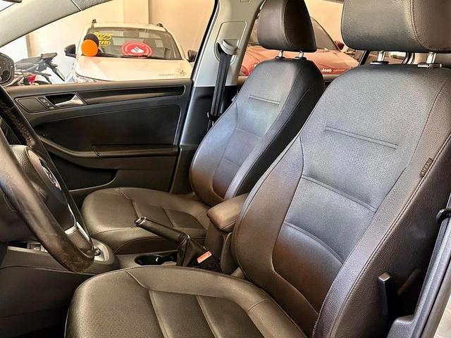 VOLKSWAGEN JETTA 2.0 2011