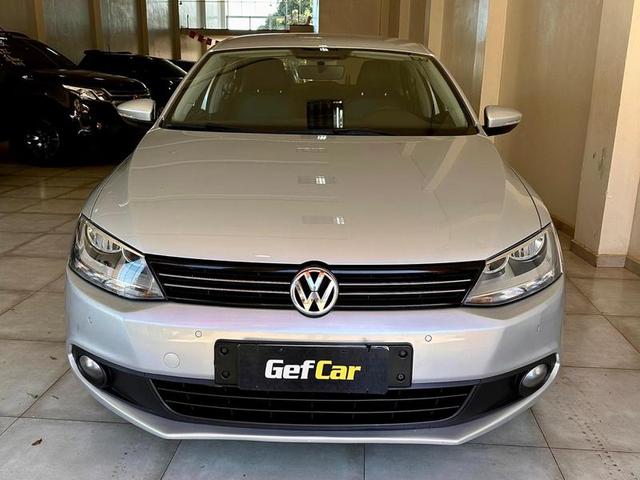 VOLKSWAGEN JETTA 2.0 2011