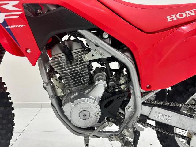 HONDA CRF 250 F 2025