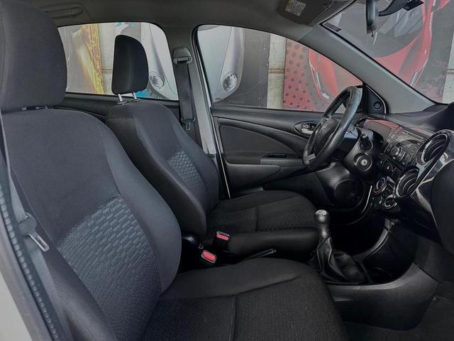 TOYOTA ETIOS HB XLS _4P_ 2014