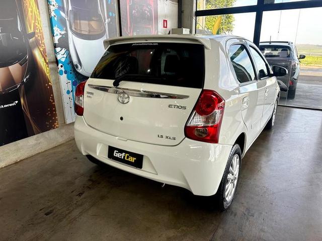 TOYOTA ETIOS HB XLS _4P_ 2014
