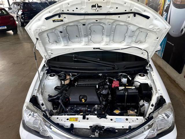 TOYOTA ETIOS HB XLS _4P_ 2014