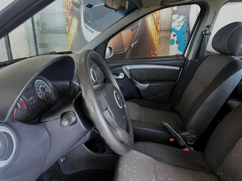 Renault Logan 1.6 Expression 8V Flex 4P Manual Em Ibaiti - foto 19