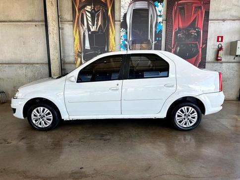 RENAULT LOGAN 1.6 EXPRESSION 8V FLEX 4P MANUAL 2011