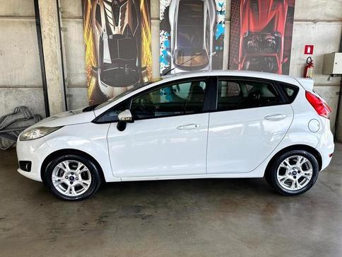 FORD FIESTA HA 1.5L SE 2015