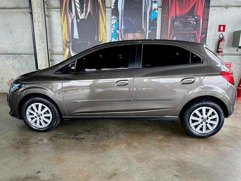CHEVROLET ONIX 1.4MT LT 2014