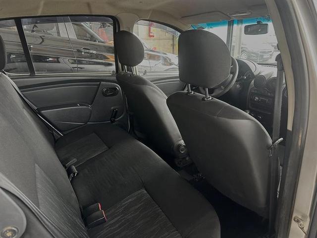 RENAULT SANDERO AUT1016V 2012
