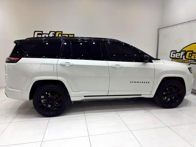 JEEP COMMANDER BLACKHAWK 2025