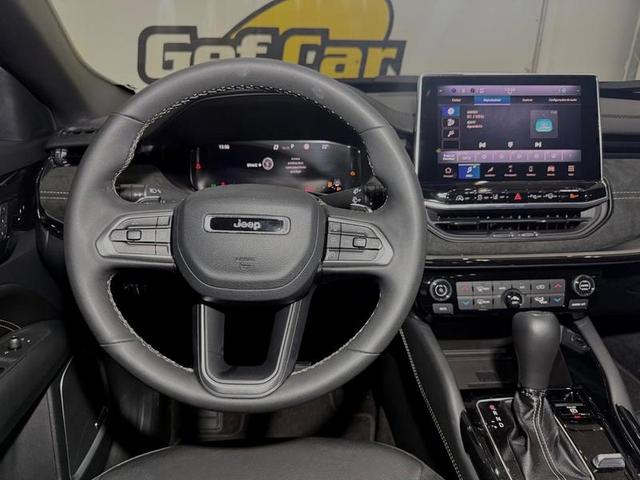 JEEP COMMANDER BLACKHAWK 2025