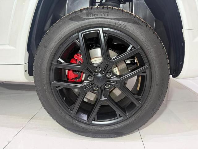 JEEP COMMANDER BLACKHAWK 2025