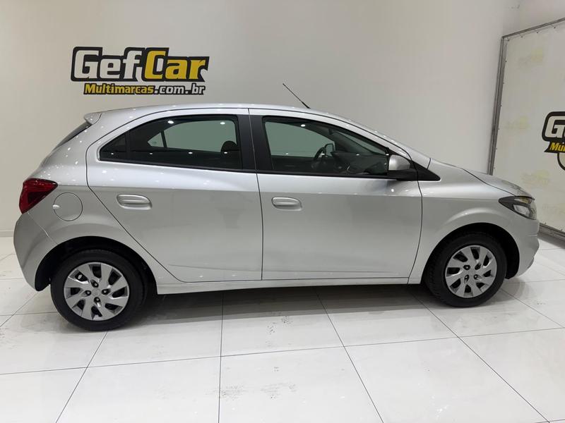 Chevrolet Onix 1.0mt LT Em Siqueira Campos - foto 12