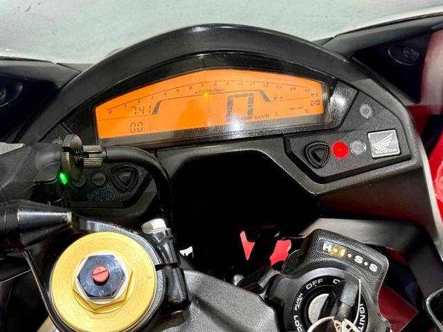 HONDA CBR 600F 2013