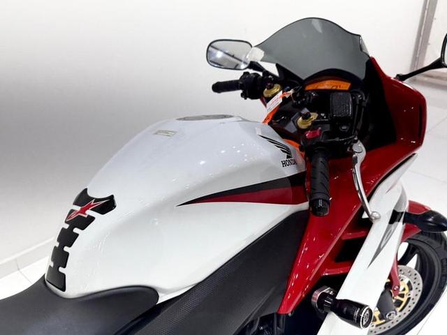 HONDA CBR 600F 2013