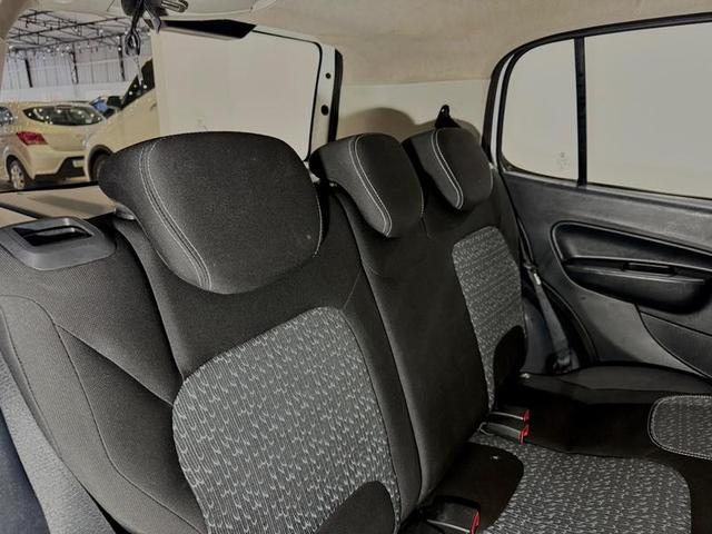 FIAT UNO ATTRACTIVE 1.0 2021