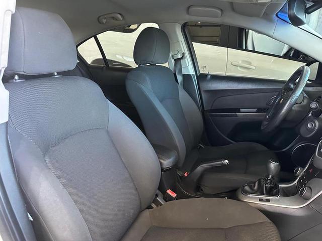 TOYOTA ETIOS HB X 2016
