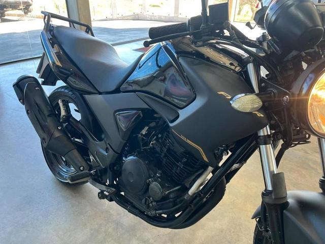 YAMAHA FAZER YS250 LE 2010