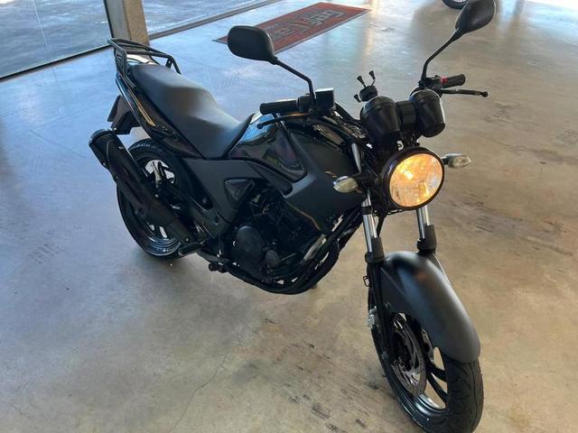 YAMAHA FAZER YS250 LE 2010