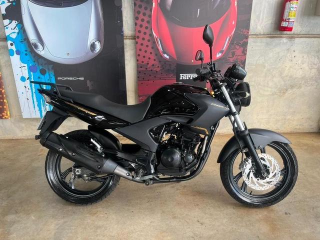 YAMAHA FAZER YS250 LE 2010
