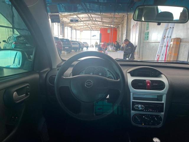 CHEVROLET CORSA SEDAN PREMIUM 2011