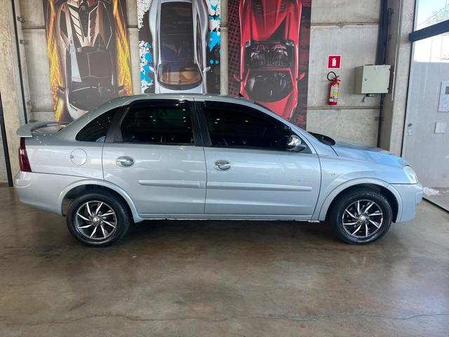 CHEVROLET CORSA SEDAN PREMIUM 2011