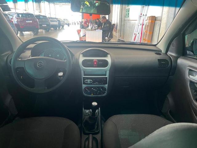 CHEVROLET CORSA SEDAN PREMIUM 2011