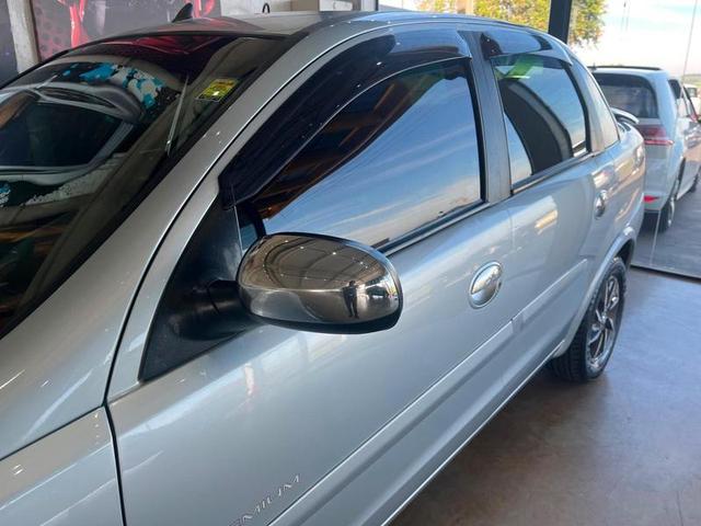 CHEVROLET CORSA SEDAN PREMIUM 2011