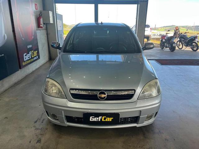 CHEVROLET CORSA SEDAN PREMIUM 2011