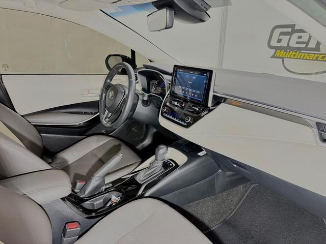 TOYOTA COROLLA APREMIUMH 2023