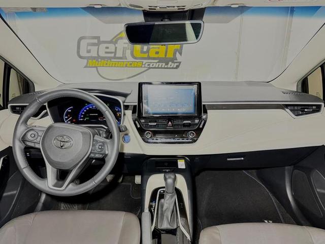 TOYOTA COROLLA APREMIUMH 2023