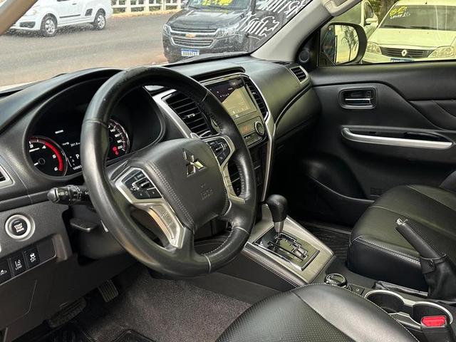 MITSUBISHI TRITON SPORT HPE S 2022