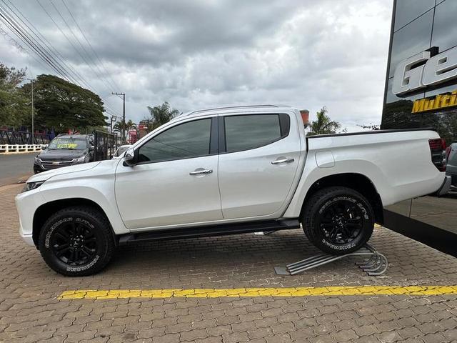 MITSUBISHI TRITON SPORT HPE S 2022